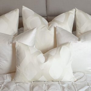 Luxury Luna Cushion Set