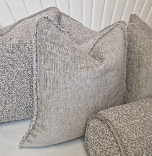 Darwin Boucle Cushion set with bolster