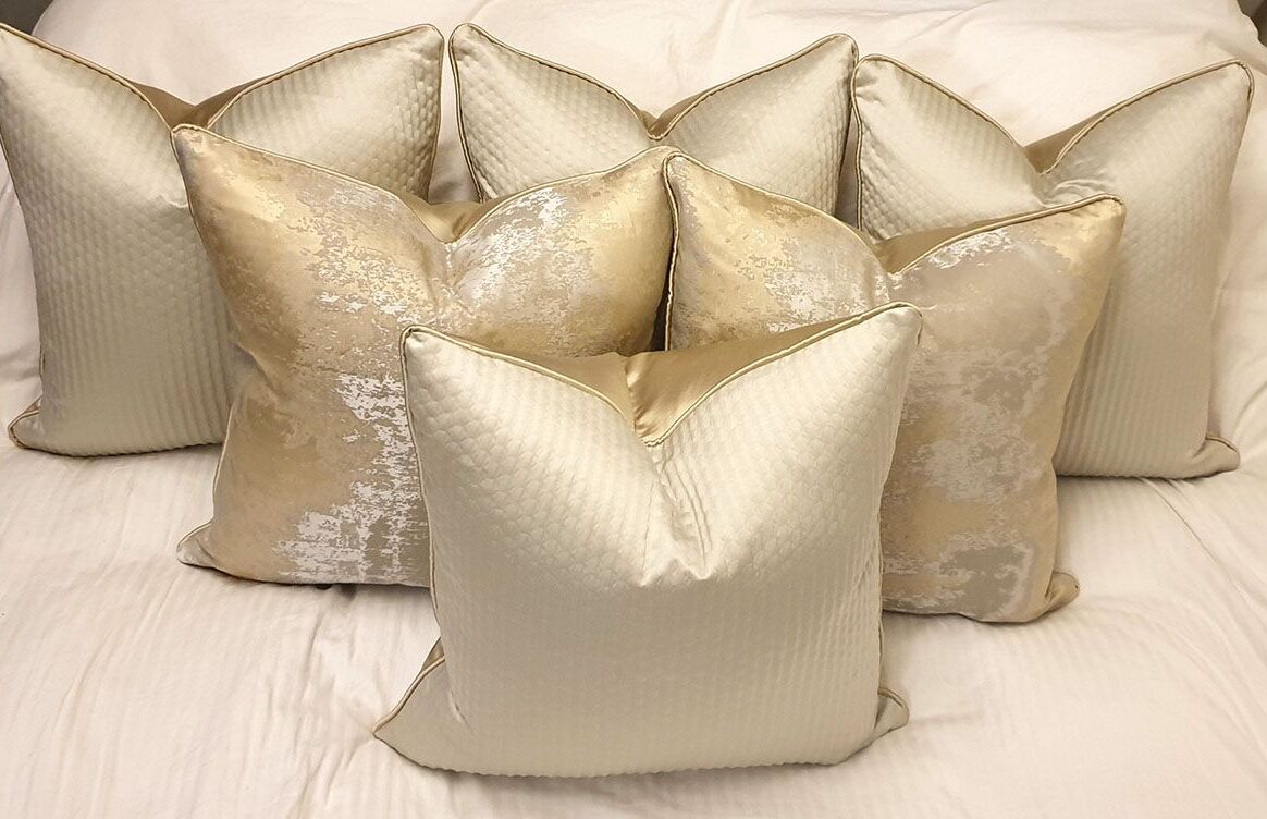 Boss Gold Reversible Cushion Set