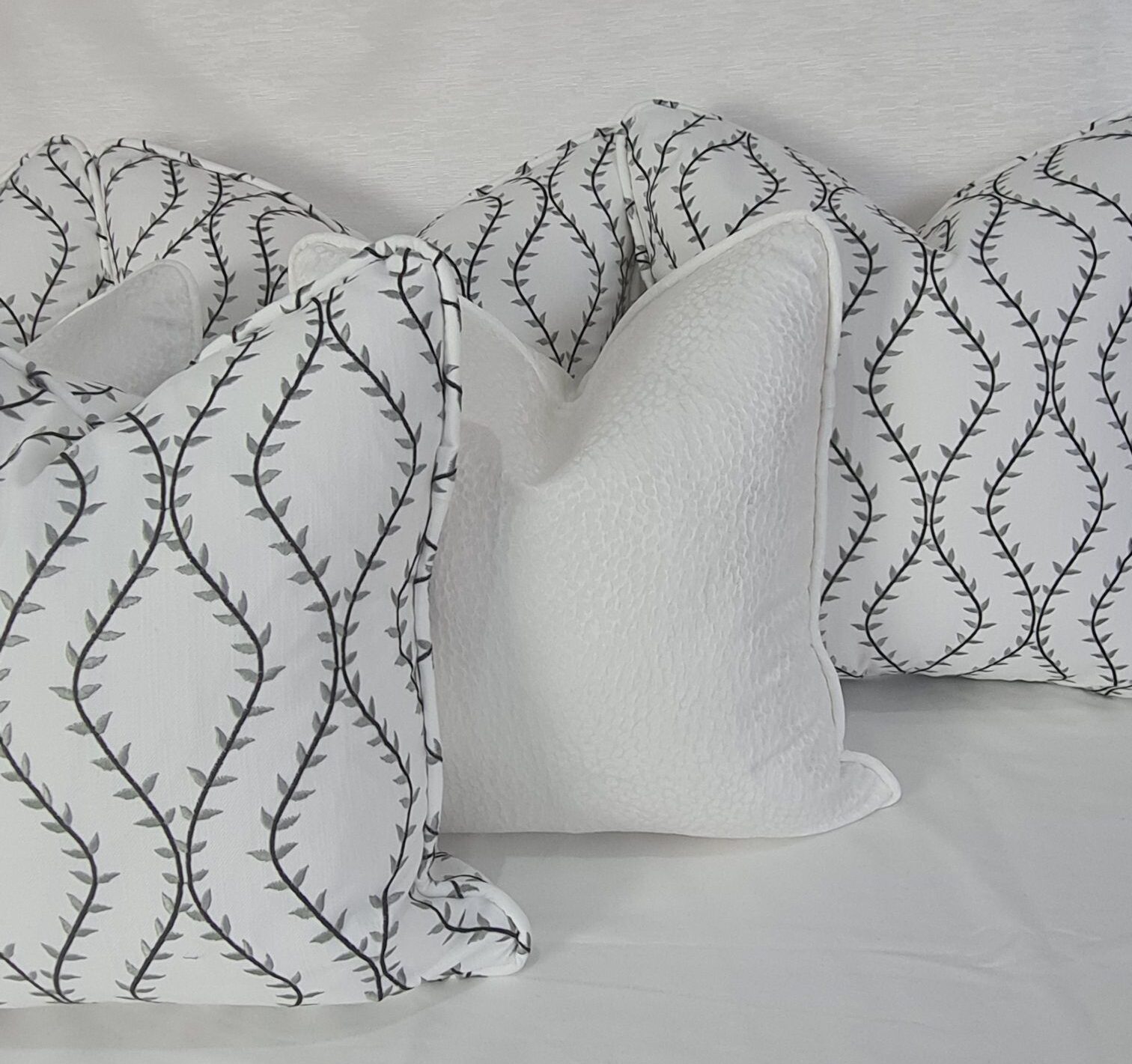 Lorrie Cushion Set