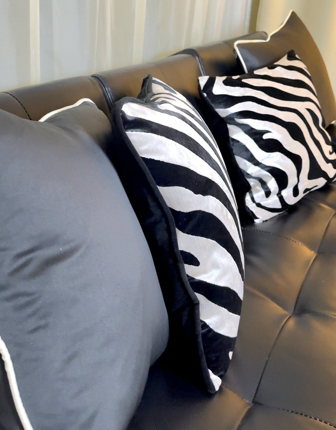 Zebbie Mono cushions