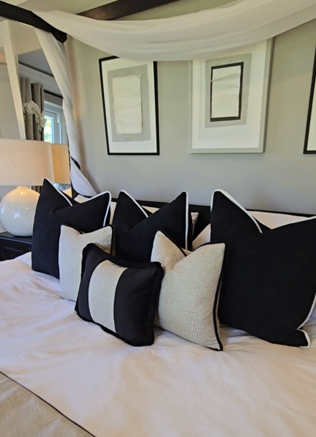 Maize Mono Gold Cushion Set